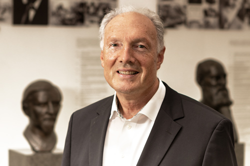 Dr.Klaus Dieterich
